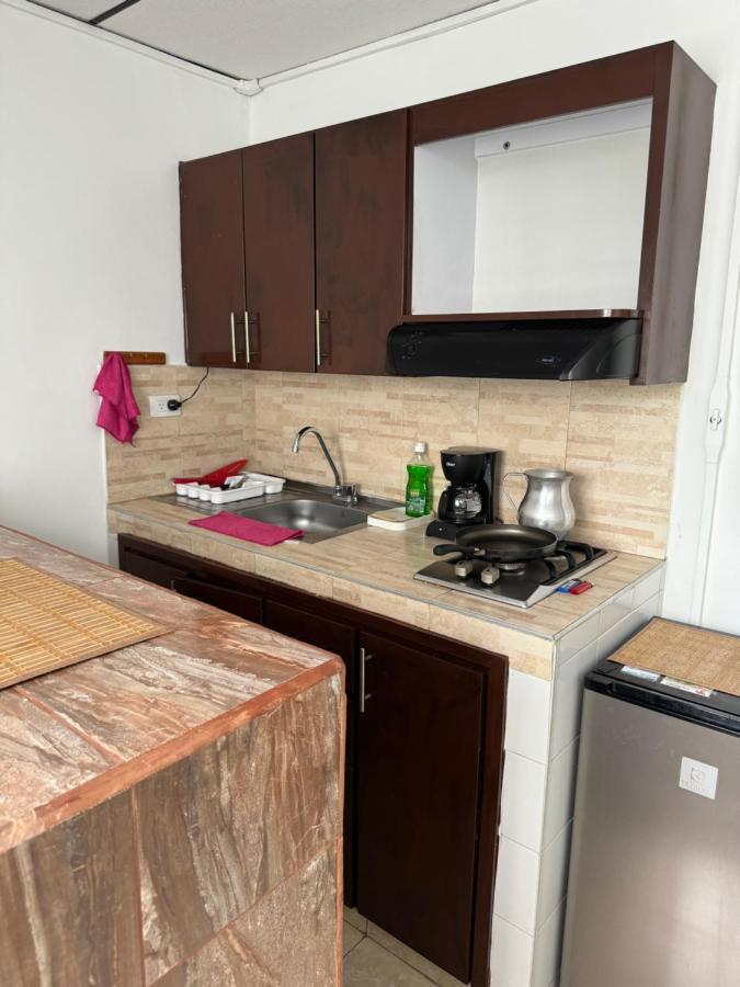 Acogedor Apartaestudio Ubicado En La Zona Rosa De Pereira Διαμέρισμα Εξωτερικό φωτογραφία