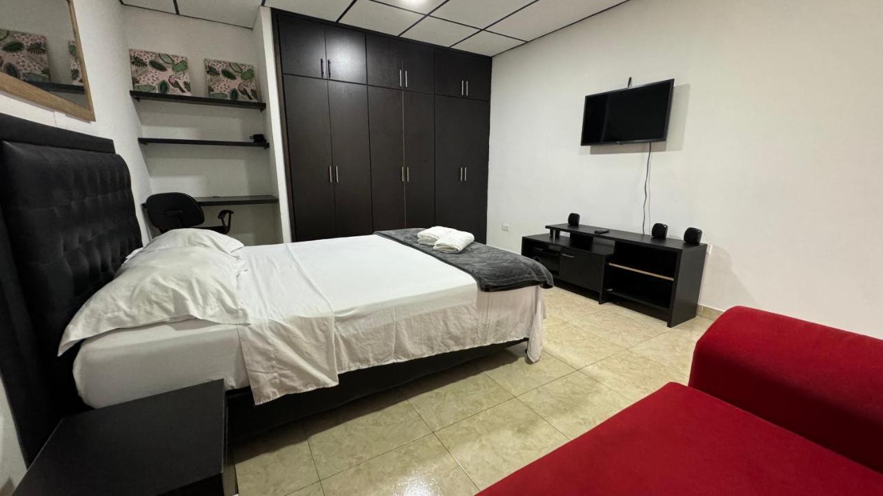 Acogedor Apartaestudio Ubicado En La Zona Rosa De Pereira Διαμέρισμα Εξωτερικό φωτογραφία