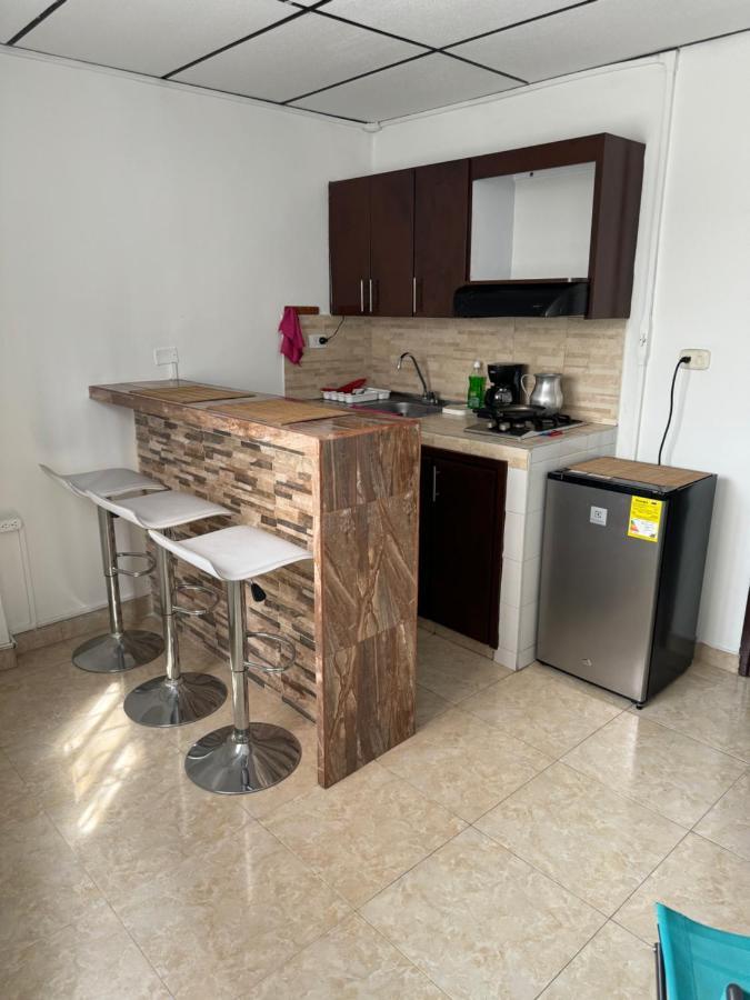 Acogedor Apartaestudio Ubicado En La Zona Rosa De Pereira Διαμέρισμα Εξωτερικό φωτογραφία